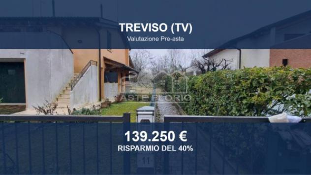 Immobile in asta di 92 m², box auto in vendita a Treviso