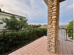 V005490 - AMPIO TRILOCALE CON TERRAZZO ANGOLARE E GARAGE