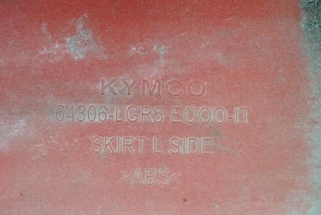 KYMCO LIKE 125 64306LGR5E000IT FIANCHETTO CARENA POSTERIORE SINISTRA 09 - 17 LEFT SKIRT CON GRAFFI - Foto 4