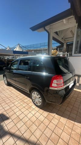OPEL ZAFIRA 1,6 12/2012 7 POSTI! - Foto 2