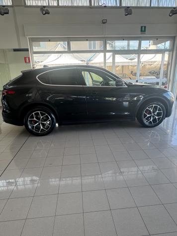 STELVIO SPORT EDITION 210 CV AT8 Q4 - Foto 3