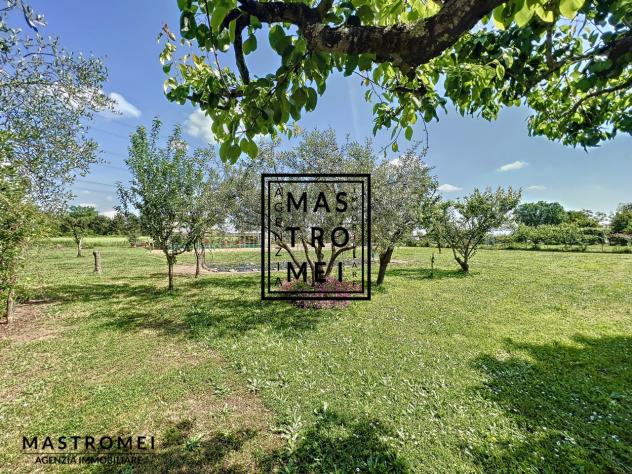 VILLA di 11 vani e di 300 mq (ALTOPASCIO) rif. 3442 - Foto 10