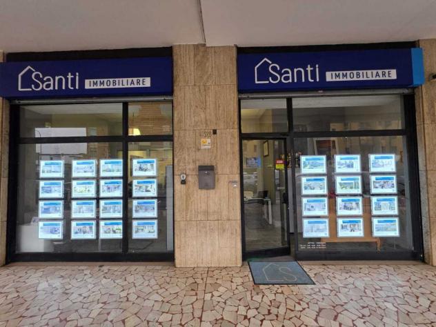 Locale commerciale in affitto a Casalecchio di Reno
