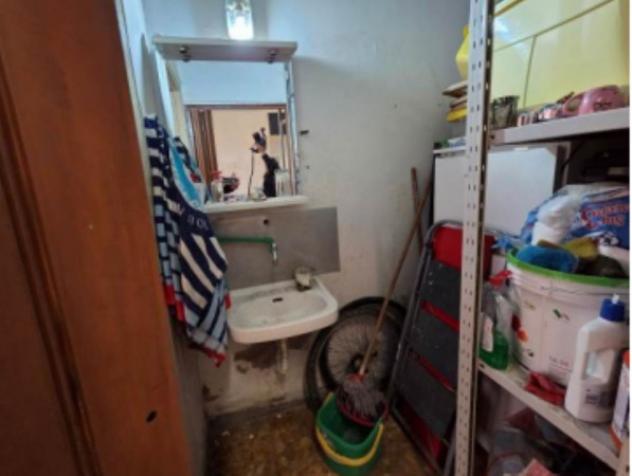 Immobile in asta di 42 m² con più di 5 locali in vendita a Roma - Foto 13
