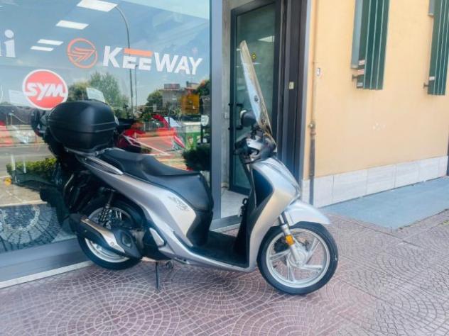HONDA SH 150 TUTTO INCLUSO ANCHE PASSAGGIO! MINI RATE rif. 24016537 - Foto 6