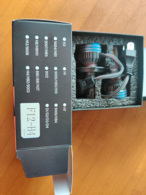 Lampadine H4 LED Canbus 520W 180000LM
