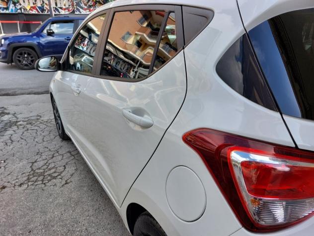 Hyundai i10 1.0 LPGI Econext Tech - Foto 8