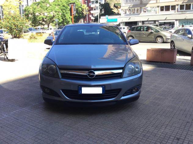 Opel Astra GTC 1.9 16V CDTI 150CV 3 porte Cosmo - Foto 6