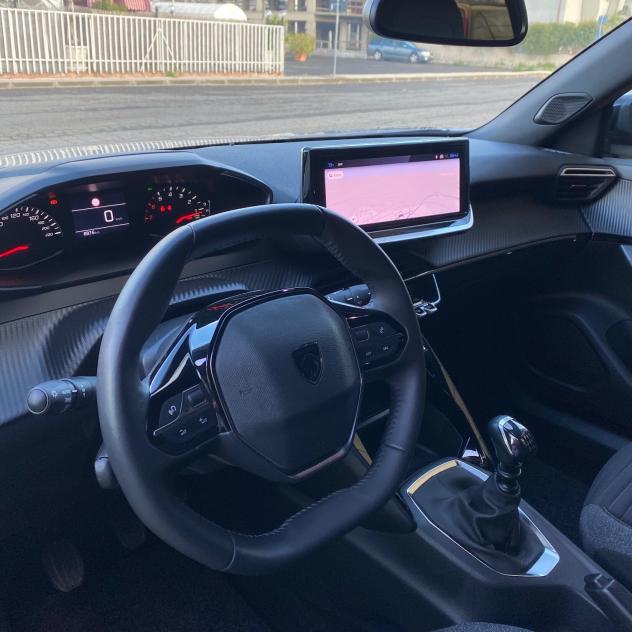 Peugeot 2008 PureTech 100 cv S&S "8 mila km" - Foto 7