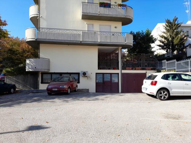 Appartamento in Vendita in zona SEMICENTRO - Foto 2