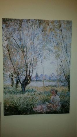 Woman seated under the willows di Claude Monet - Foto 2