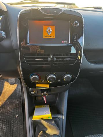 Renault Clio 1.5 dCi 8V 75CV 5 porte Live - Foto 10
