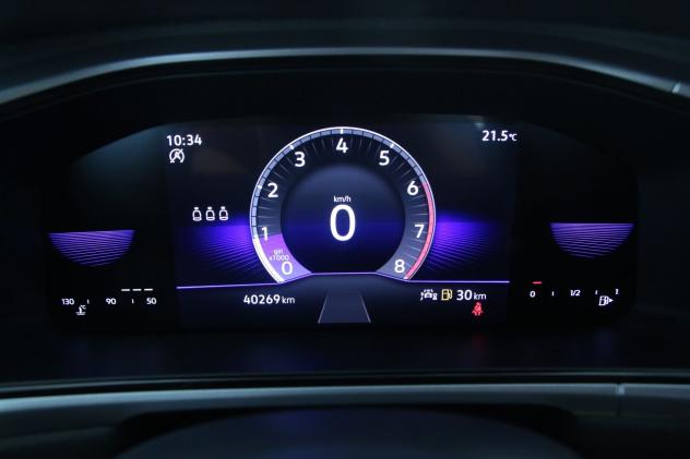 Volkswagen T-Roc 1.0 TSI Life / Fari LED - Park Assist - Adaptive Cruise Control - Climatronic trizona - Digital Cockpit - Tetto in contrasto nero - Foto 7