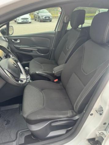 RENAULT Clio 1.5 dCi 8V 75CV 5 porte Costume National rif. 23471556 - Foto 9