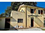 Porzione di casa in vendita a Pietrasanta