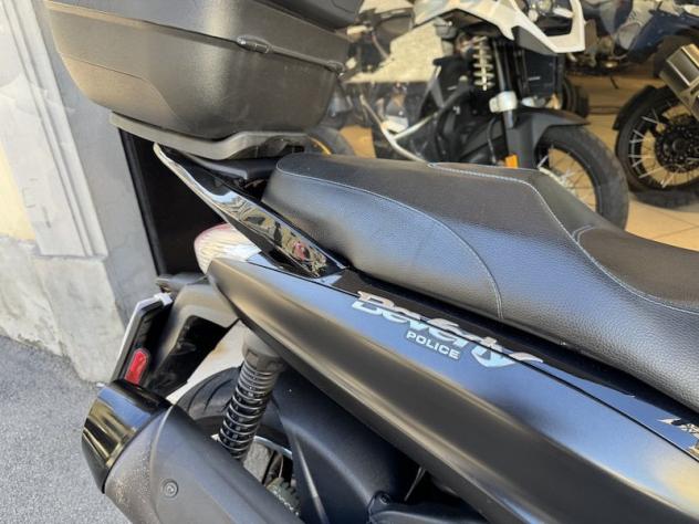 Piaggio Beverly 350 ABS/ASR - Foto 4