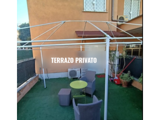 CONCA D'ORO MONTESACRO MONOLOCALE ARREDATO CON TERRAZZO PRIVATO.