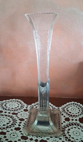 Vaso a tromba primi '900 in vetro con montatura in lega metallo con marchio ,
