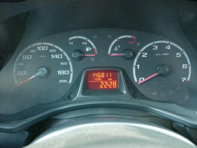Ford Ka / KA + 1.2 8V 69CV - Foto 8