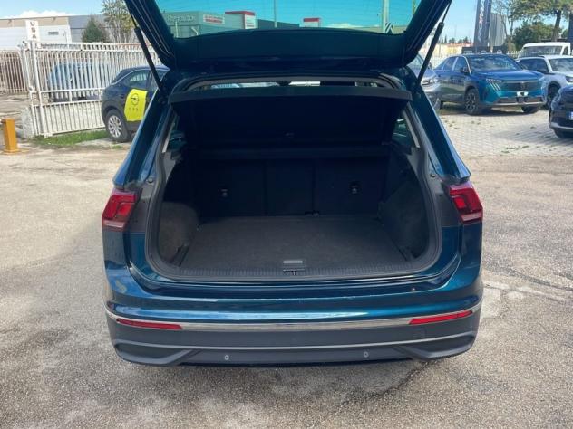Volkswagen Tiguan 2.0 TDI 150 CV SCR DSG Life - Foto 6