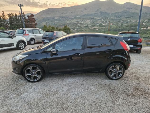Ford Fiesta 1.5 TDCi 95CV 5 porte Titanium - Foto 5