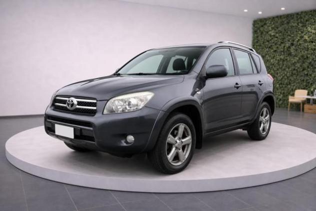 TOYOTA RAV 4 MY23 RAV4 III 2.2 D-4D 177Cv Luxury rif. 24093903