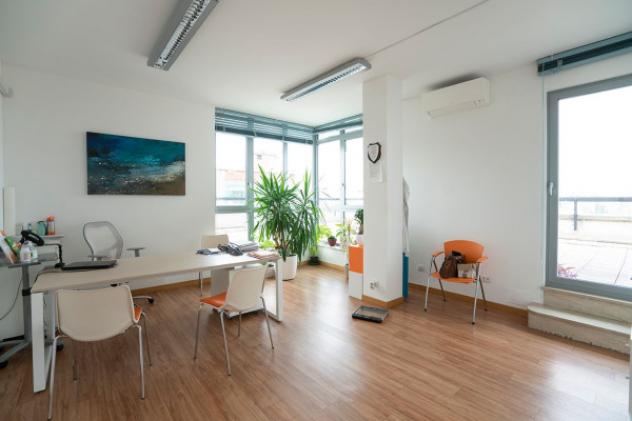 Palazzo / Stabile di 3280 m² con più di 5 locali in vendita a Milano - Foto 5