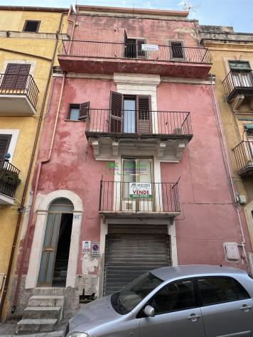 Rif. 9895 - Casa indipendente Ristrutturata con garage, Ragusa - Foto 2
