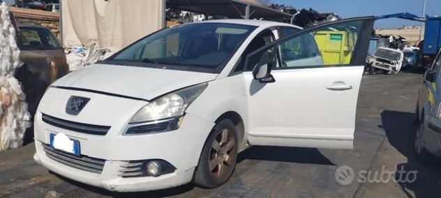 Ricambi Peugeot 5008 2.0 D del 2011 motore RHE