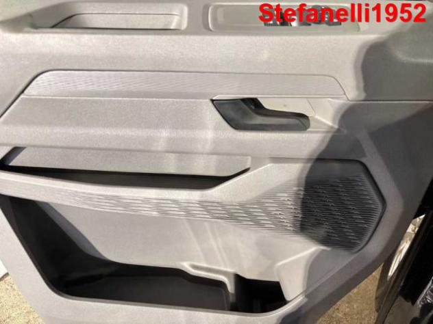 VOLKSWAGEN Caravelle /Multivan - T7 2.0 TDI 150CV DSG 8V rif. 23624416 - Foto 10