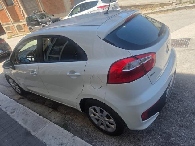 KIA RIO 1.2 BENZINA 83 CV ANNO 2016 KM 110000 CERTIF - Foto 6