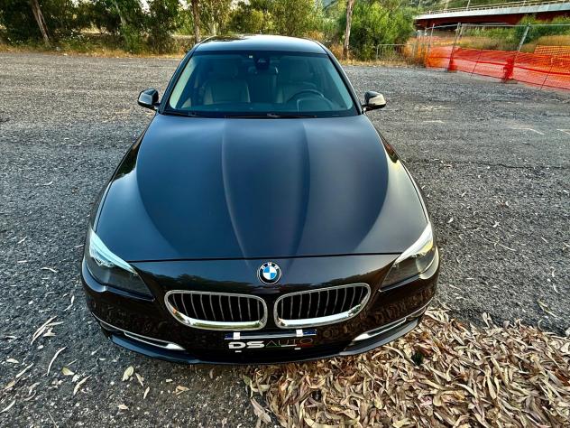 BMW 530d xDRIVE 258CV TOURING LUXURY - Foto 3