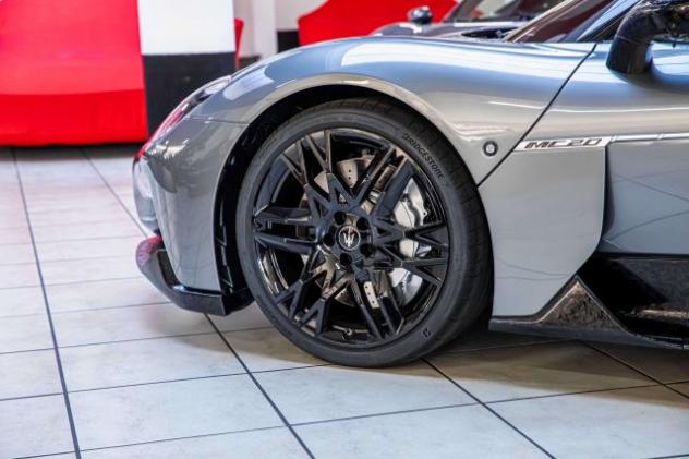 MASERATI MC20 CIELO|LIFT|SONUS FABER|360° VIEW|E-LSD|ADAS PACK rif. 24100249 - Foto 8