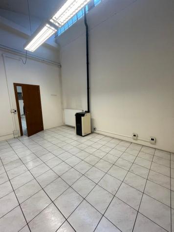 capannone commerciale indipendete mq 1500 - libero subito! - Foto 18