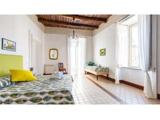 Lopez 20 - a Big Family Apartment