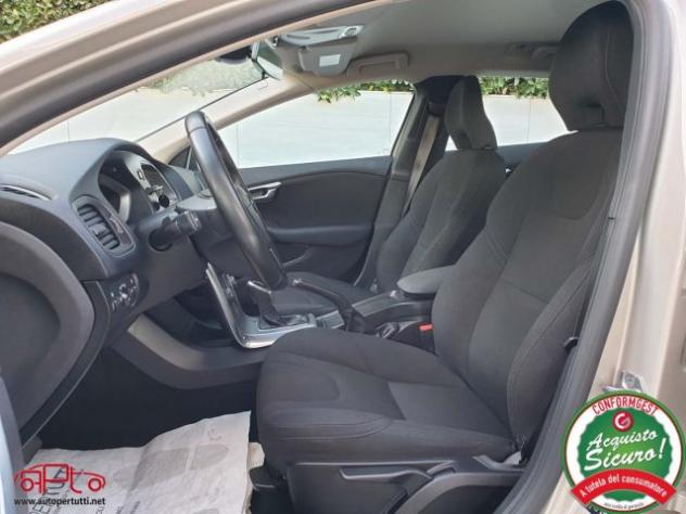 VOLVO V40 Cross Country 2.0 D2 120 CV Kinetic Geartronic rif. 20054249 - Foto 8