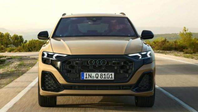 AUDI Q8 SUV TDI quattro 170 kW tiptronic S line edition rif. 24100752 - Foto 2