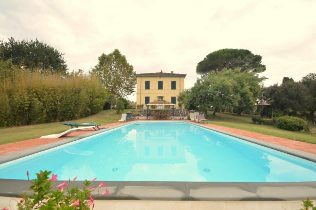 Villa in vendita a Pieve Santo Stefano - Lucca 840 mq Rif: 1252126
