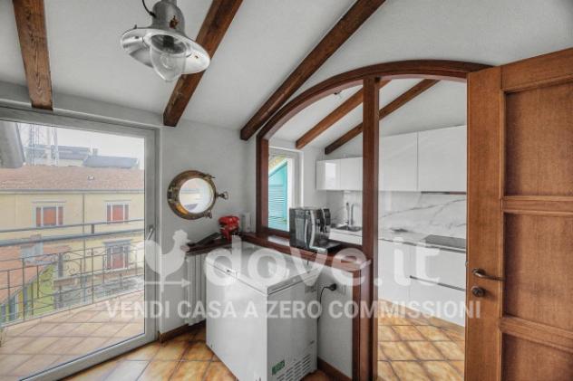Casa indipendente di 285 m² con più di 5 locali in vendita a Varese - Foto 14