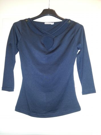 MAGLIETTA NUOVA DA DONNA CON SCOLLO CON LACCI DAVANTI,ORIGINALE MARCA NEVROTIKA