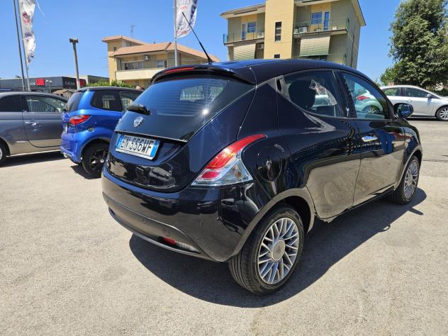Lancia Ypsilon 1.2 69 CV 5 porte Gold - Foto 3