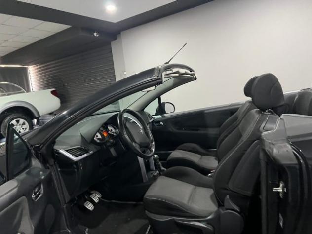 PEUGEOT 207 1.6 HDi 110CV CC Féline rif. 23795554 - Foto 6