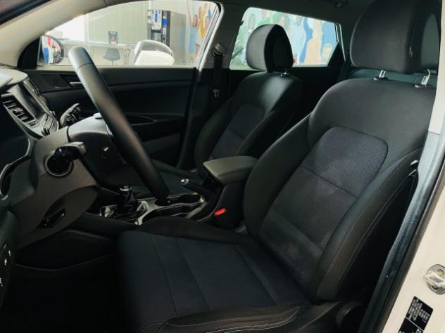 HYUNDAI Tucson 1.7 CRDi Comfort rif. 22394791 - Foto 9