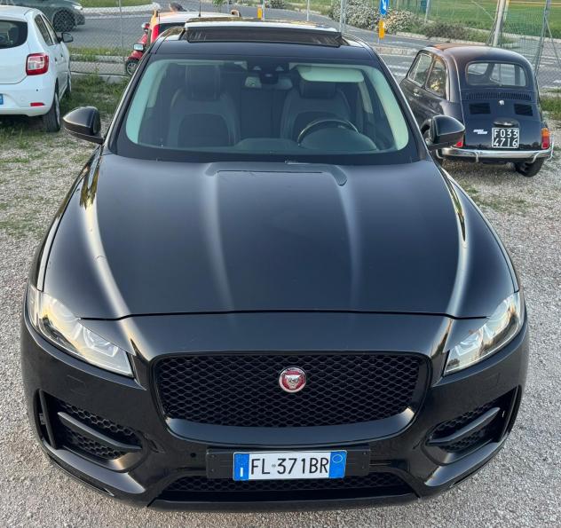 Jaguar F-Pace 2.0 D 180 CV AWD aut. R-Sport - Foto 3