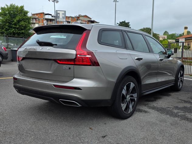 Volvo V60 Cross Country B4 (d) AWD automatico Plus - Foto 7