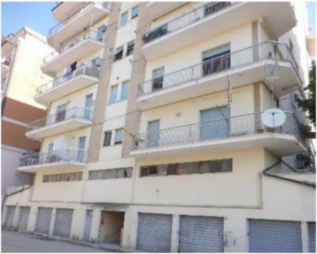 Immobile in asta di 170 m² con più di 5 locali e box auto in vendita a Fermo - Foto 6