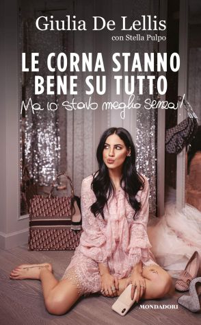 LE CORNA STANNO BENE SU TUTTO (MA IO STAVO MEGLIO SENZA)
