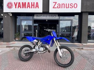 Yamaha YZ 125 doppia omologazione enduro motard 125 2T