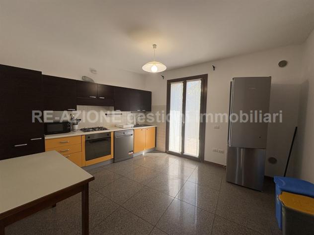 TRIPLEX IN A RESIDENTIAL COMPLEX FOR RENT IN VICENZA - Foto 5