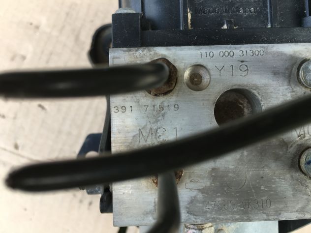 Pompa / Centralina ABS 11000031300 NISSAN NAVARA PICK UP D22 2004 - Foto 8